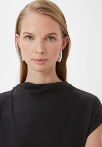 comma - T-shirt basic