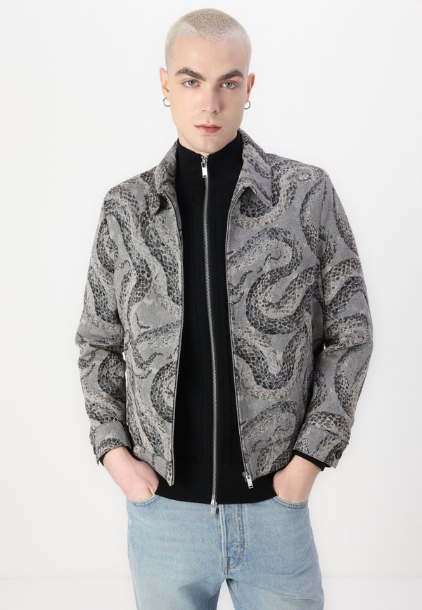 RIKKA - Light jacket2