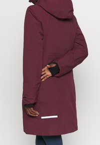 Didriksons Vinterfrakke - dark red