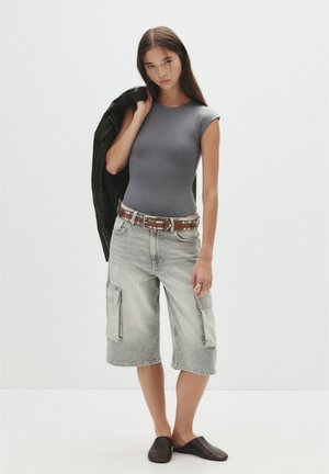 Top - grey