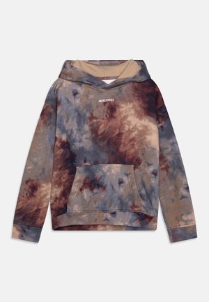 Tie-dye hoodie in bruintinten, blauw en crème. Voorzien van een voorkant zak, verstelbare capuchon en tonale stiksels. Zachte stoftextuur.