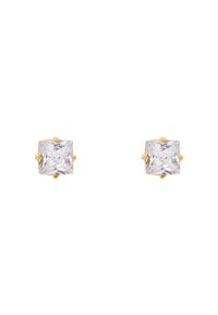 Boucles d'oreilles puces en métal doré featuring des pierres en zircon cubique taillées en princesse, mises en valeur dans un design à quatre griffes, avec une surface réfléchissante et une finition lisse.