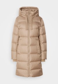 Unselected, soft mocca