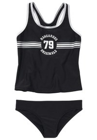 Schwarzes Schwimmtanktop mit weißen Streifen und dem Logo "KANGAROOS ORIGINALS 79", kombiniert mit passendem schwarzen Bikiniunterteil. Glattes Material, sportliches Design.