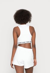 Tommy Jeans LOGO CROP - Topper - white