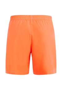 Shorts de bain pour hommes de couleur orange vif avec une ceinture élastique, vus de dos sur un fond blanc.