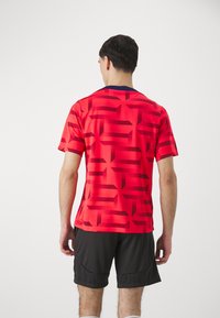Nike Performance ENGLAND ENT ACADEMY  PREMATCH - Pelipaita - siren red/blue void/white