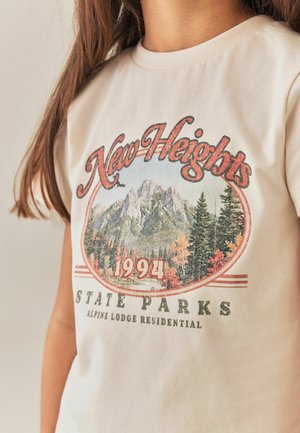 Next, FITTED GRAPHIC T-SHIRT - T-Shirt print - ecru alpine