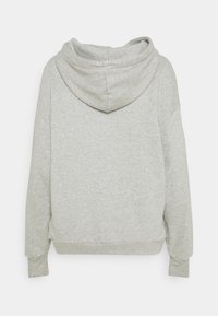 Felpa grigia chiara con maniche lunghe, polsini e orlo a coste, mostrata da dietro su uno sfondo bianco uniforme.
