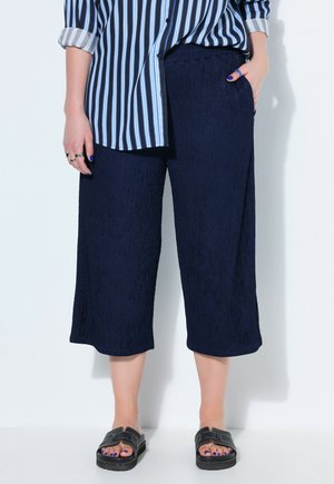 Studio Untold CULOTTE, WIDE LEGS, JERSEY MIT STRUKTUR - Shorts - dark blue