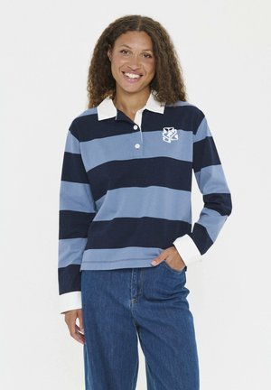 Langärmliges Poloshirt mit navyblauen und hellblauen horizontalen Streifen, ausgestattet mit einem weißen Kragen und Manschetten sowie einem auf der Brust gestickten Logo.