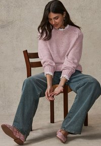 Next RUFFLE DETAIL - Džemper - pink