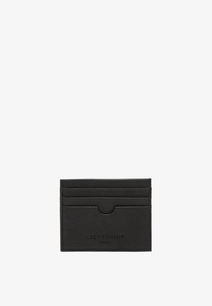 Portafoglio in pelle nera con cinque scomparti per carte, superficie testurizzata e logo impresso. Design rettangolare compatto.