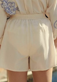 Next EMBROIDERED COORD PULL ON .  - REGULAR FIT - Shortsit - cream blue
