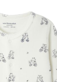 Weißer Babykörper mit kleinen schwarzen Lin Zeichnungen von Tieren, die Fahrräder fahren, Druckknöpfe vorne, Größenetikett im Kragen.