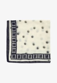Valimata, ivory polka dot