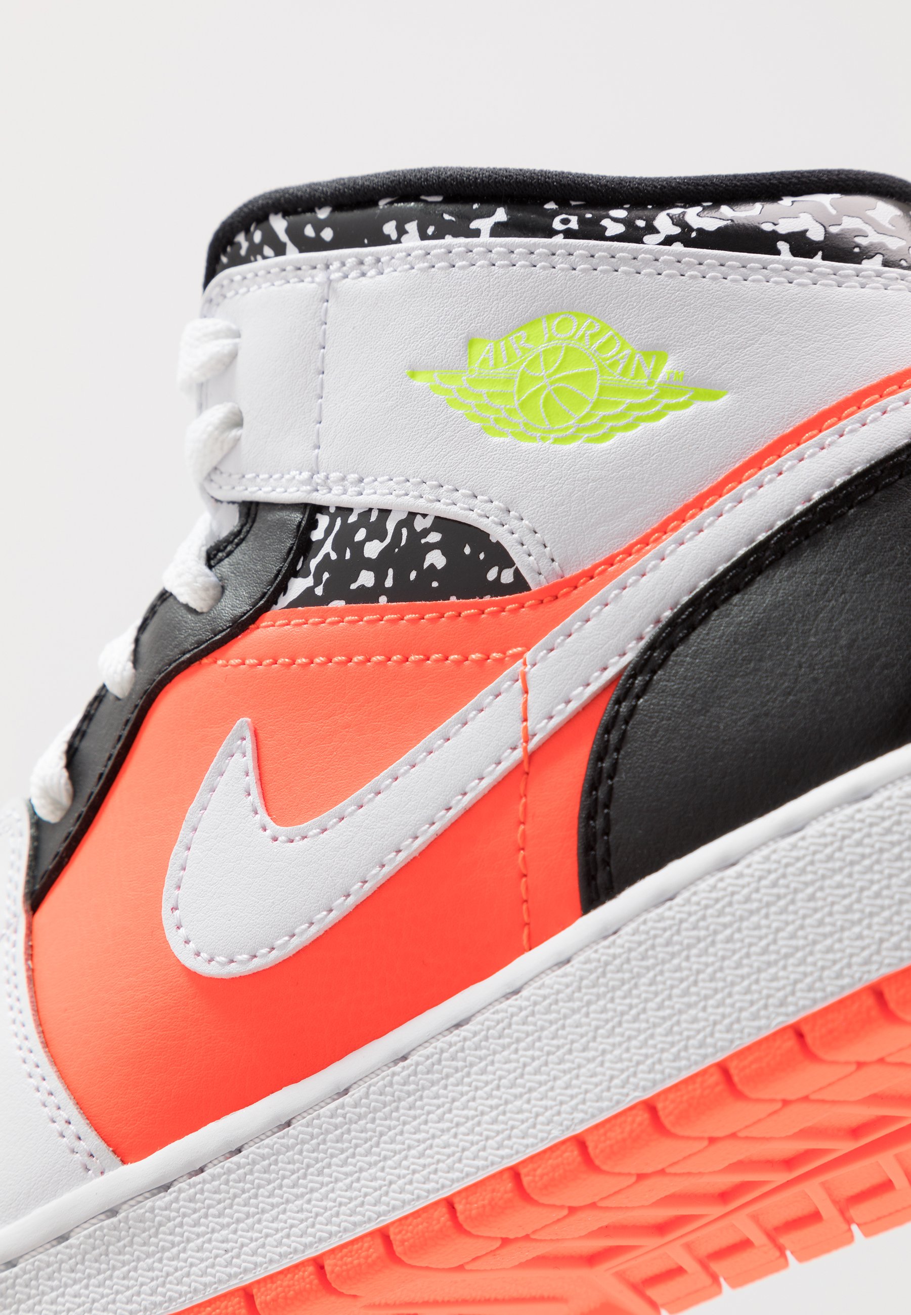Jordan AIR 1 MID UNISEX - Basketbalschoenen - hyper  crimson/volt/white/black/Geel - Zalando.nl