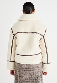 GAP FASHION JACKET - Zimní bunda - birch
