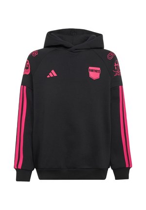 Schwarzer Hoodie mit pinkem Fortnite-Logo auf der Brust, pinkem Adidas-Logo, pinken Streifen an den Ärmeln und weiteren pinken Grafiken auf den Schultern.
