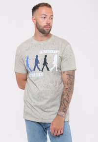 Paradiso Clothing THE BEATLES ABBEY ROAD COLOURS DIP DYE - Print T-shirt - grey