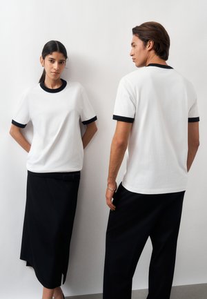 BOSS, UNISEX - T-shirt basic - white