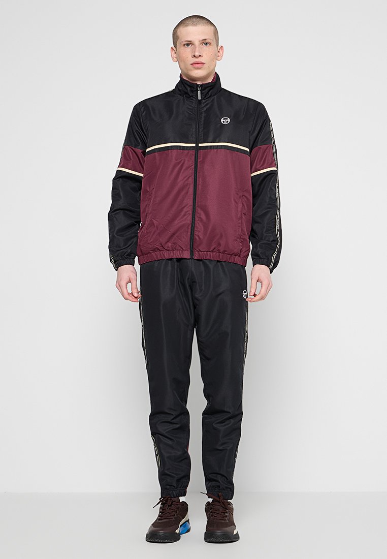 Sergio Tacchini Trainingspak zwart Sergio Tacchini Trainingspak zwart