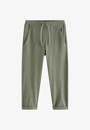 Khaki grønne sweatpants med snor i taljen, sidelommer og opkrullede manchetter på hvid baggrund.