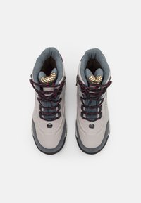 Columbia Botas para la nieve - off-white