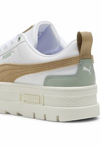 Puma MAYZE - Joggesko - white prairie tan