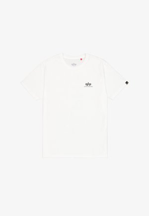 Bela kratka majica s kratkimi rokavi z okroglim izrezom, na levi strani prsnega koša majhen črn logotip Alpha Industries in črna etiketa na levem rokavu.