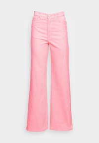 Rosa kordfliktsbyxor med utsvängda ben och hög midja, har fickor och knappstängning fram. Texturerad tyg med vertikala ribbor.