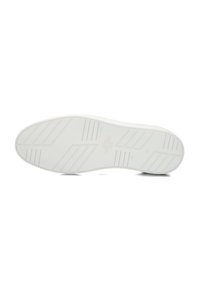 Witte rubberen sneakerzool met getextureerde groeven en richels. Heeft een schoon, minimalistisch ontwerp en duurzaam materiaal.