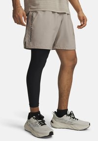 Niet geselecteerd, timberwolf taupe