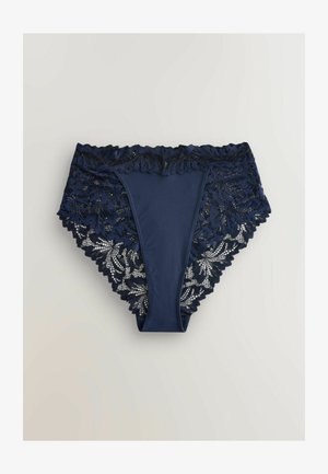 Culotte hipster en dentelle bleu marine avec des motifs floraux, présentant un devant uni et une finition en dentelle décorative le long de la taille et des côtés.
