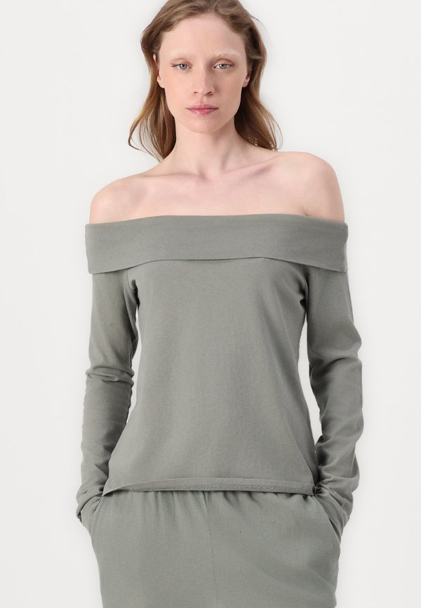 OUKY - Tracksuit bottoms - vert de gris vintage2