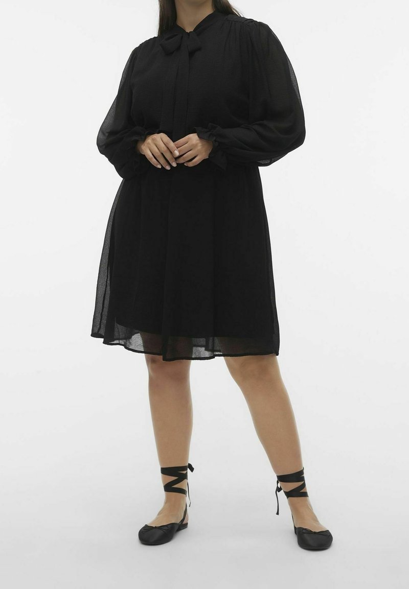 Vero Moda Curve Sukienka z dżerseju