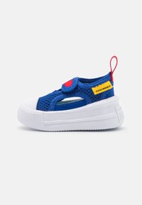 Converse CHUCK TAYLOR ULTRA SUMMER UNISEX - Polobotky - blue/red/amarillo
