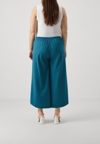 Anna Field Curvy Tygbyxor - teal