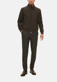 Oscar Jacobson Bomberjacks - terra brown