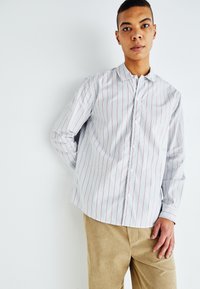 Only & Sons - ONSBRONX STRIPE - Skjorte - bright white Miniatyrbilde 1