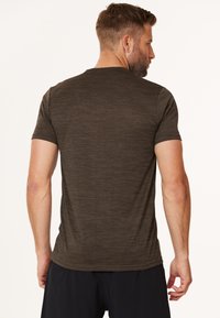 Endurance S/S PERFORMANCE - Tekninen t-paita -  wren