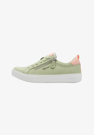 Green leather sneaker featuring a white rubber sole, lace-up front, side zipper, and pink accents on the heel and tongue.