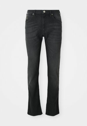 Jeans de denim negro con un diseño de pierna recta, que cuentan con un cierre de botón en la parte frontal, cinco bolsillos y un ligero efecto de desgaste en los muslos.