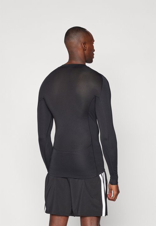 adidas Techfit Compression Training Long Sleeve Tee Black — foto 3