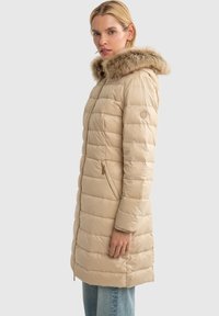 Big Star OBERBEKLEIDUNG - Dūnu mētelis - beige