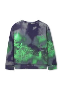 Felpa tie-dye verde e nera con collo rotondo, maniche lunghe e testo "HUGO" sulla schiena e ai lati. Tessuto morbido con polsini a coste.
