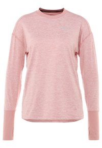 Langarmiges pinkes Sportshirt aus einem strukturierten, gemischten Stoff mit Rundhalsausschnitt und Daumenlöchern; zeigt ein kleines Logo auf der Brust.
