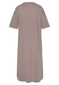 Loose-fit, short-sleeve dress in soft, light brown fabric. Features a round neckline and knee-length cut with side slits. Smooth texture.