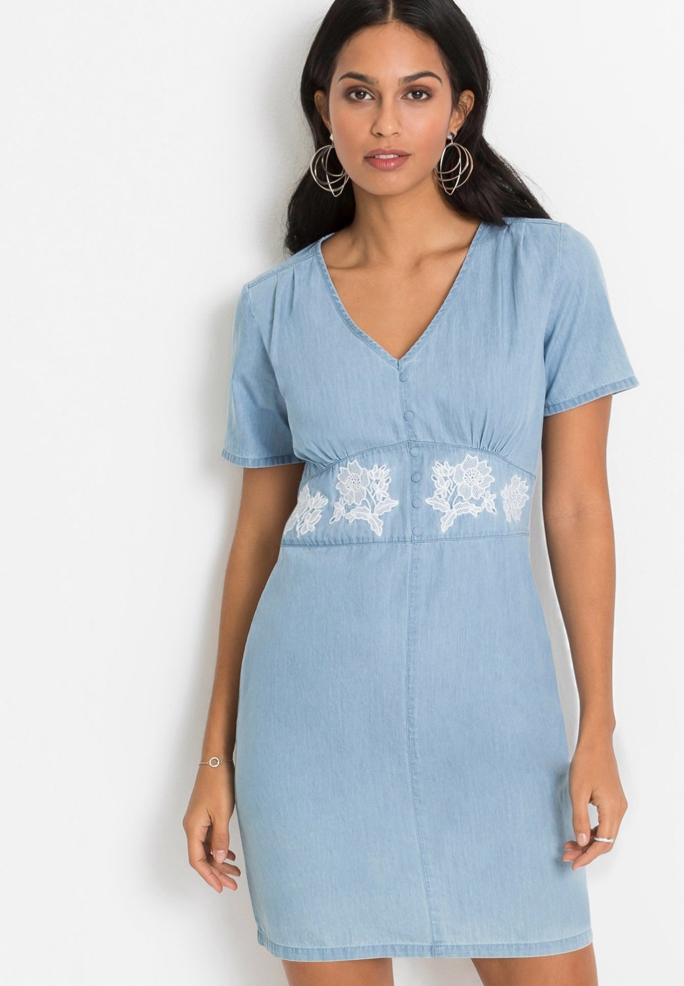bonprix Vestito di jeans - blau/denim délavé - Zalando.it