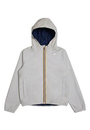 Giacca con cappuccio grigio chiaro con fodera blu navy, cerniera frontale con bordo giallo, polsini elasticizzati e due tasche laterali.